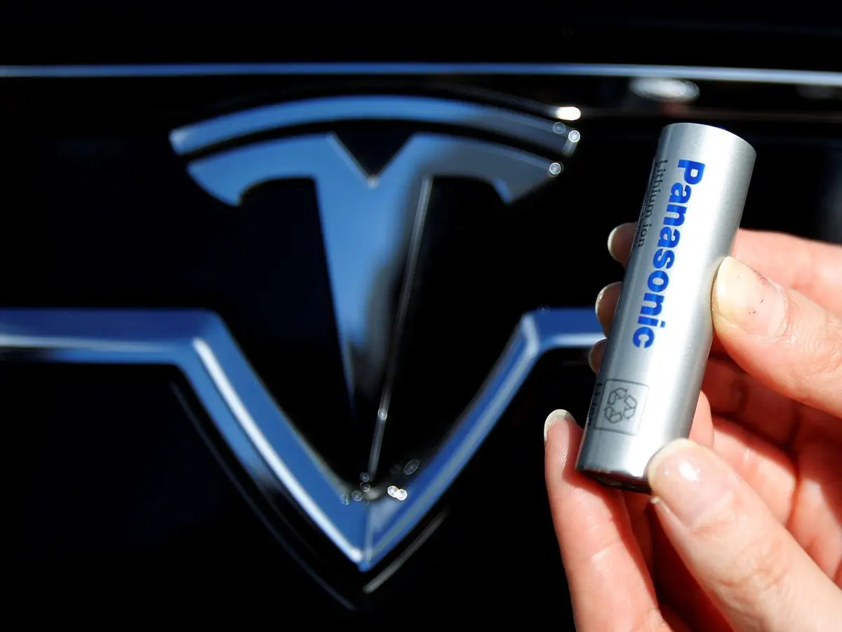 contaminacion de la produccion de baterias de los autos tesla - Cómo afecta Tesla al medio ambiente