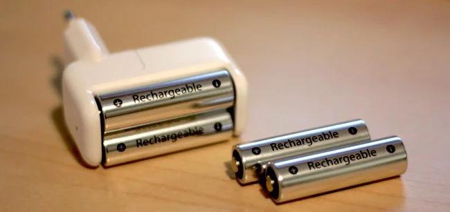 cargador de baterias aa apple - Cuáles son los cargadores certificados por Apple