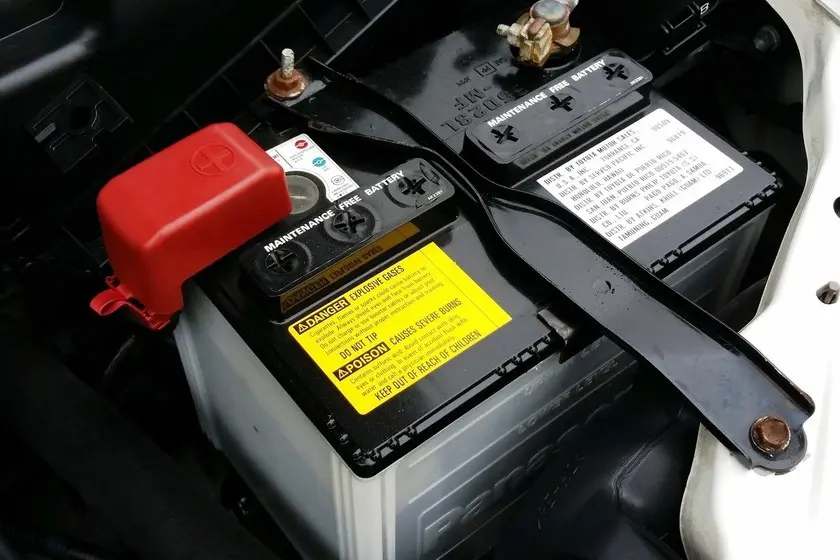 cuanto dura la bateria de un toyota yaris - Cuánto cuesta una batería de un Toyota Yaris