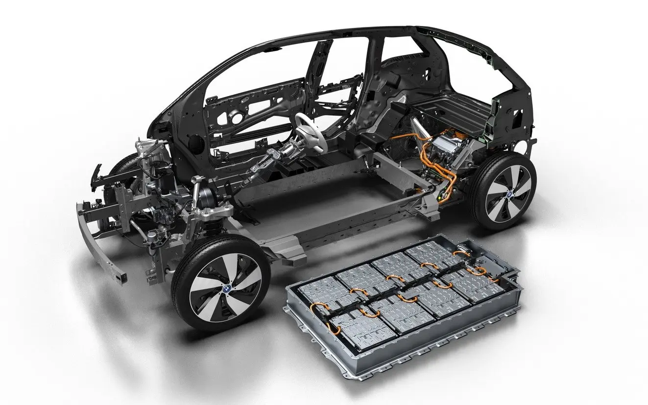 de que estan hechas las baterias de los coches electricos - Qué metales forman parte de una batería de coche