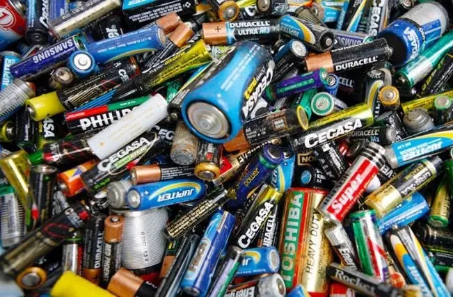 residuos de baterias - Qué tipo de residuo son las baterías de auto